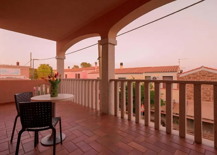 アパートホテル Capofrascaresort 3*