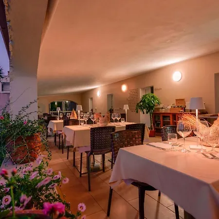Capofrascaresort Appart hôtel Sant' Antonio di Santadi